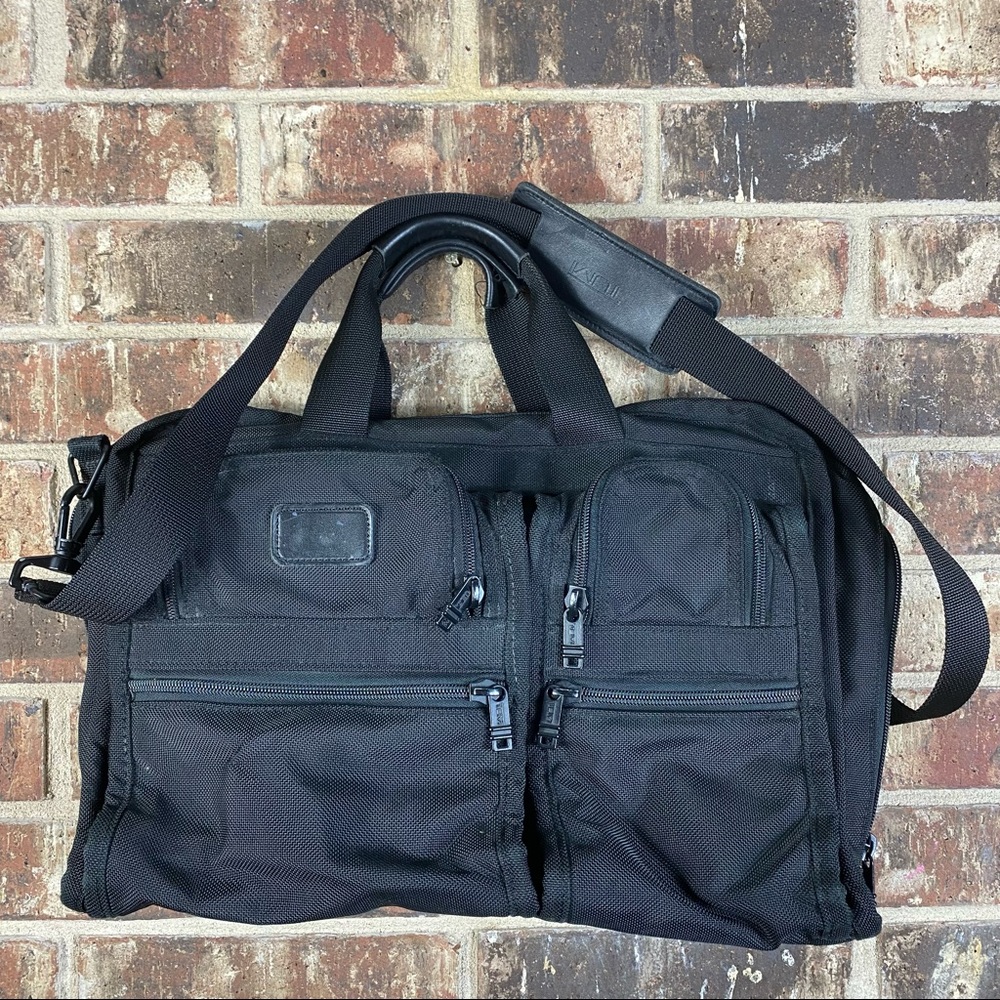 TUMI Alpha 2 Black Expandable Briefcase Messenger Bag Ballistic Nylon 26145DH